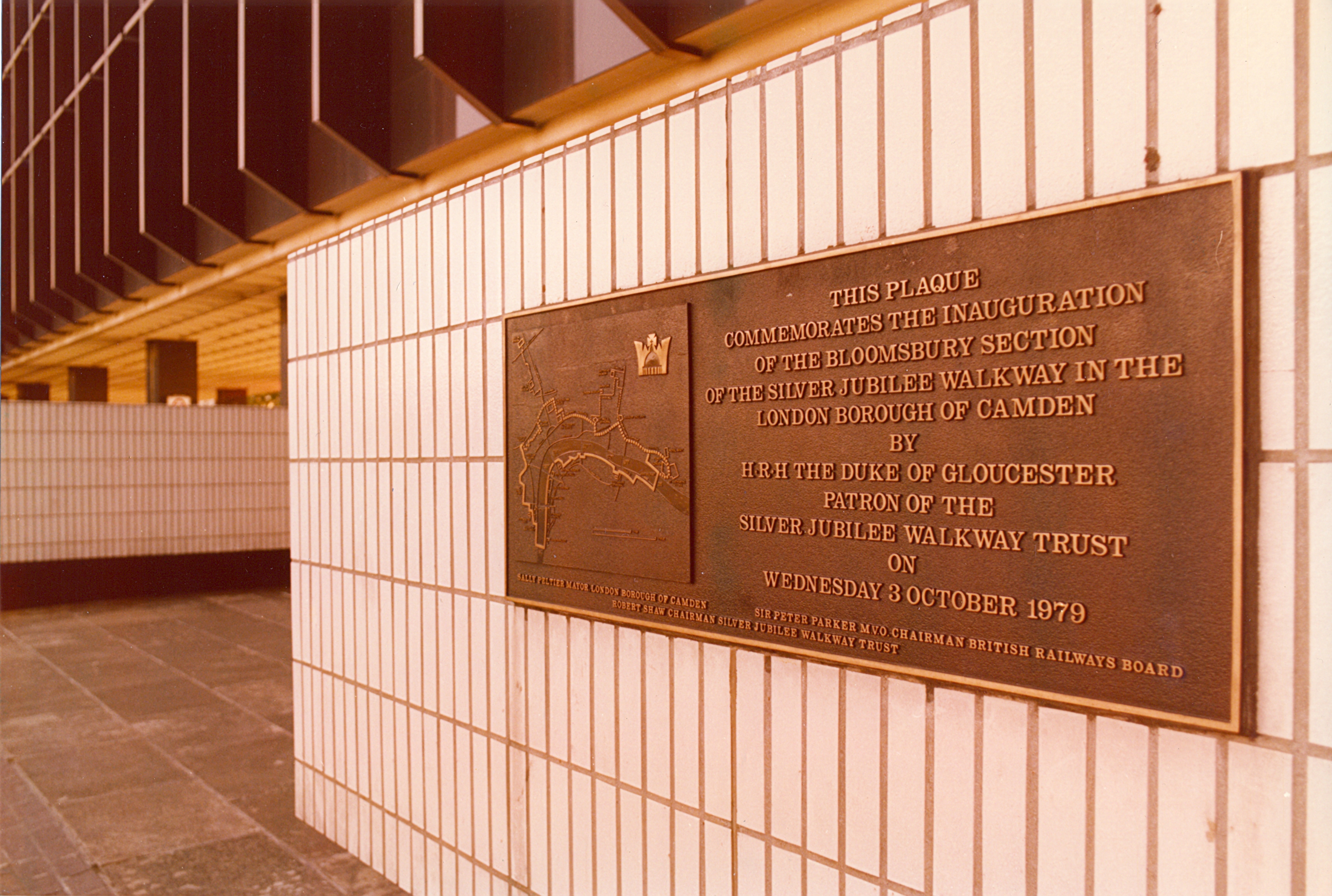 Silver Jubilee Walkway, London