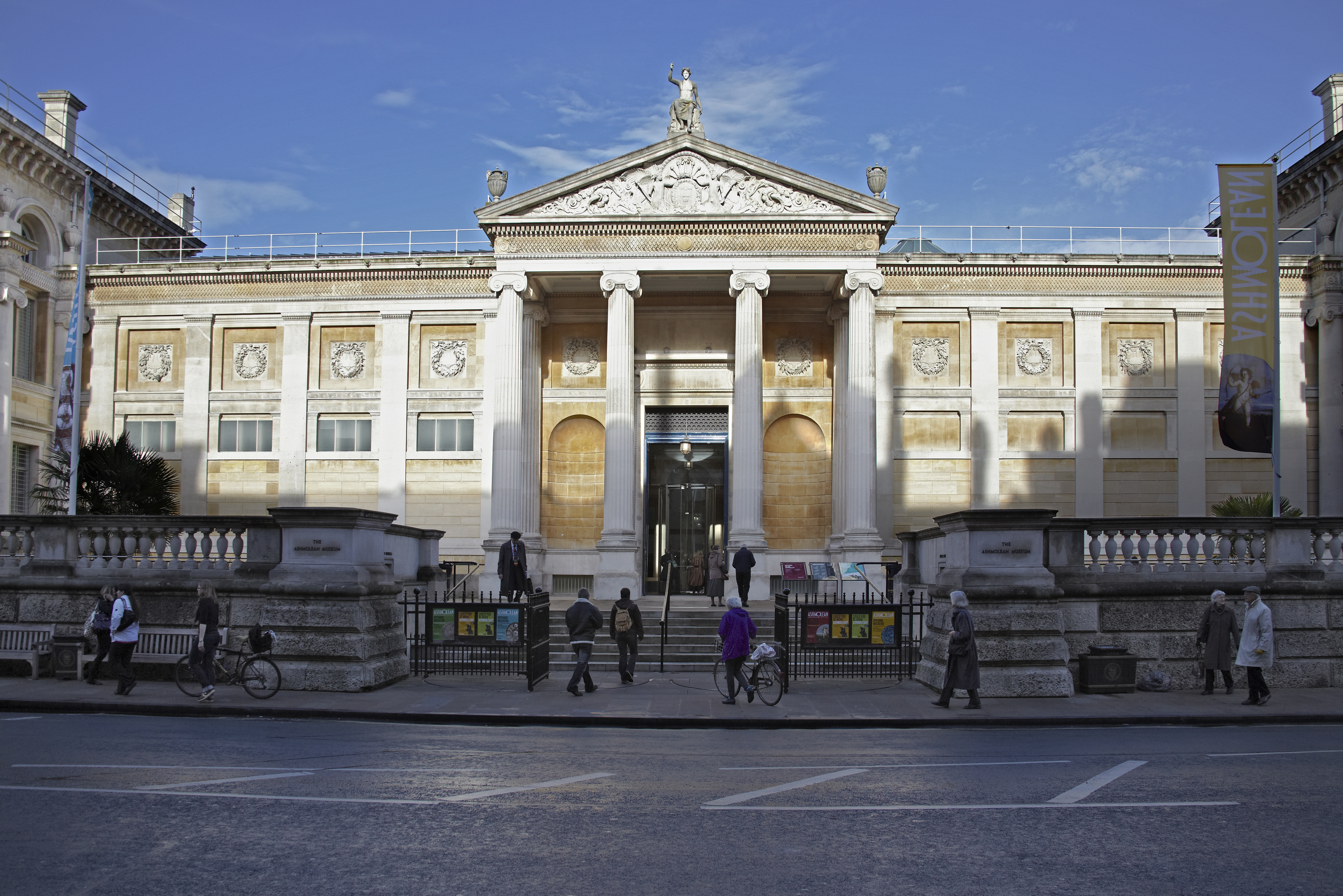 Image 'Crossing Cultures: Transforming the Ashmolean Museum, Oxford'