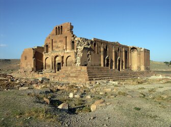 Image 'Ererouyk, a major archaeological site, a high place of Christian Armenia. A multidisciplinary study aimed at its preservation and enhancement.'