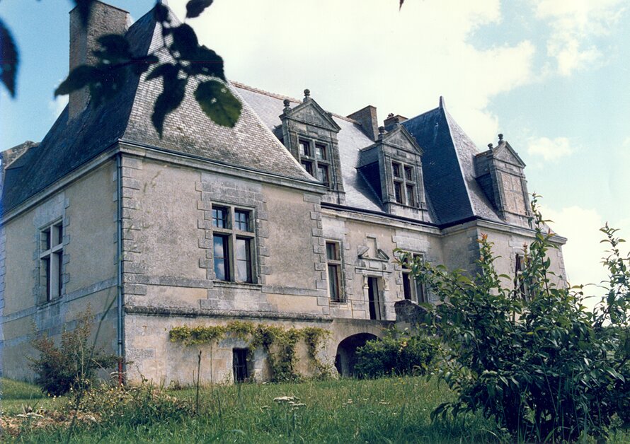 Vonne Manor House, Pont-De-Ruan