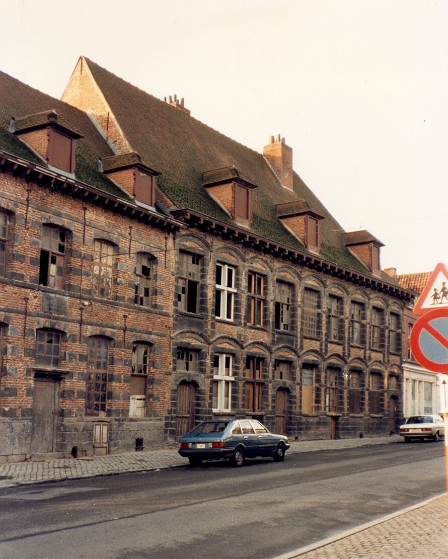 Restoration of 5 listed residential buildings, Tournai