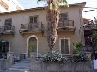 Image 'Traditional house with ancient tombs, Nicosia'