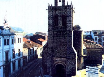 Image 'Collegiate Church, Salas'