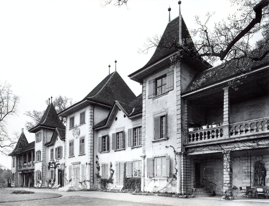 Waldegg Castle, Feldbrunnen bei Solothurn