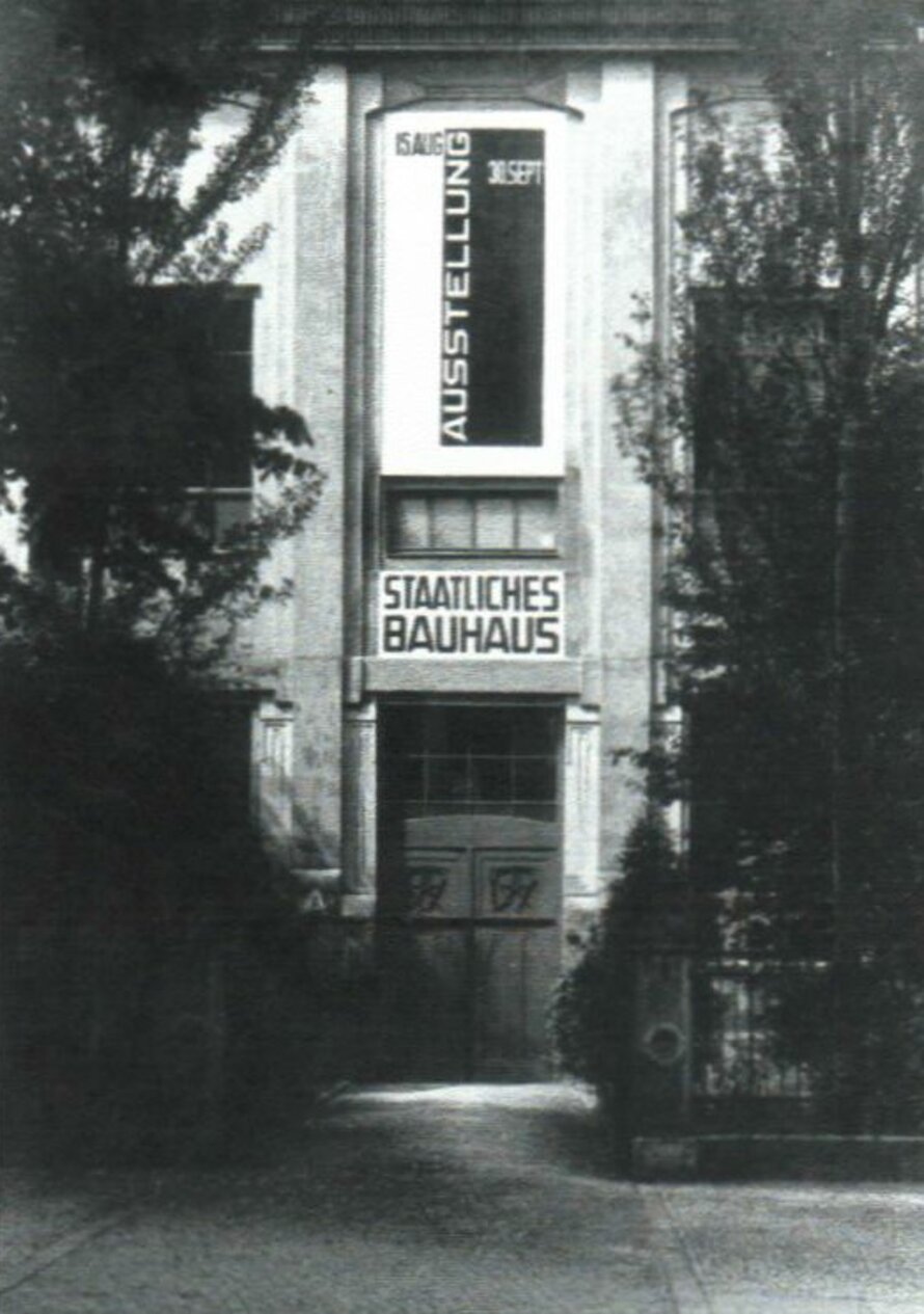 The renovation of the Bauhaus building in Weimar 