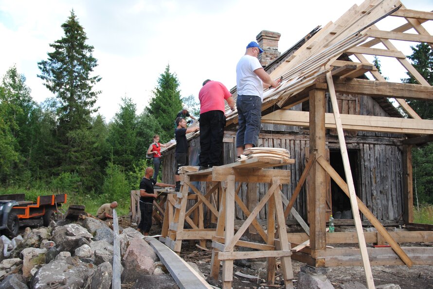 Practical Trainings for the Owners of Rural Buildings in Estonia