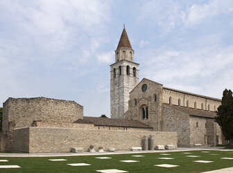Image 'Paleochristian mosaics of the Basilica complex, Aquileia'