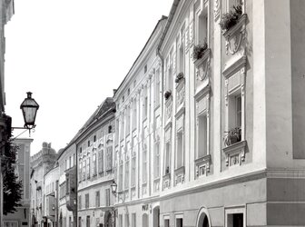 Image 'Historic buildings in Krems Old Town and Stein Old Town'