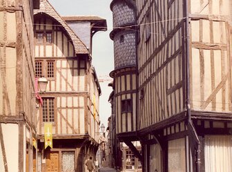  'Urban renewal project of St. Jean Historic District, Troyes'