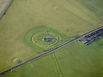 Image 'Stonehenge: Surrounding landscape and visitor centre'