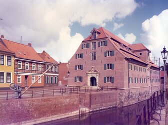  'Urban renewal project: Old Town, Old Port and Horse Market, Stade'