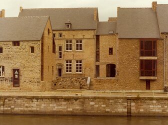  'Dwelling Houses in Rue des Brasseur, Namur'