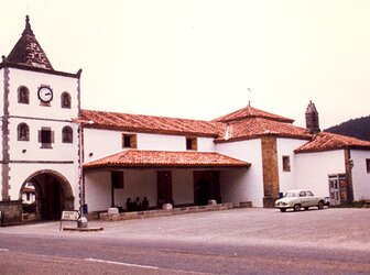 Image 'Church of Santa María, Pilgrims Hospital and church square in Soto de Luiña'