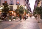 Pedestrian zone along a central cultural and tourist axis, Madrid